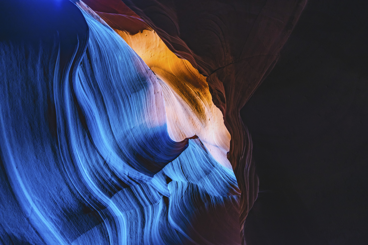 7. Long term companionship of intelligent consultants